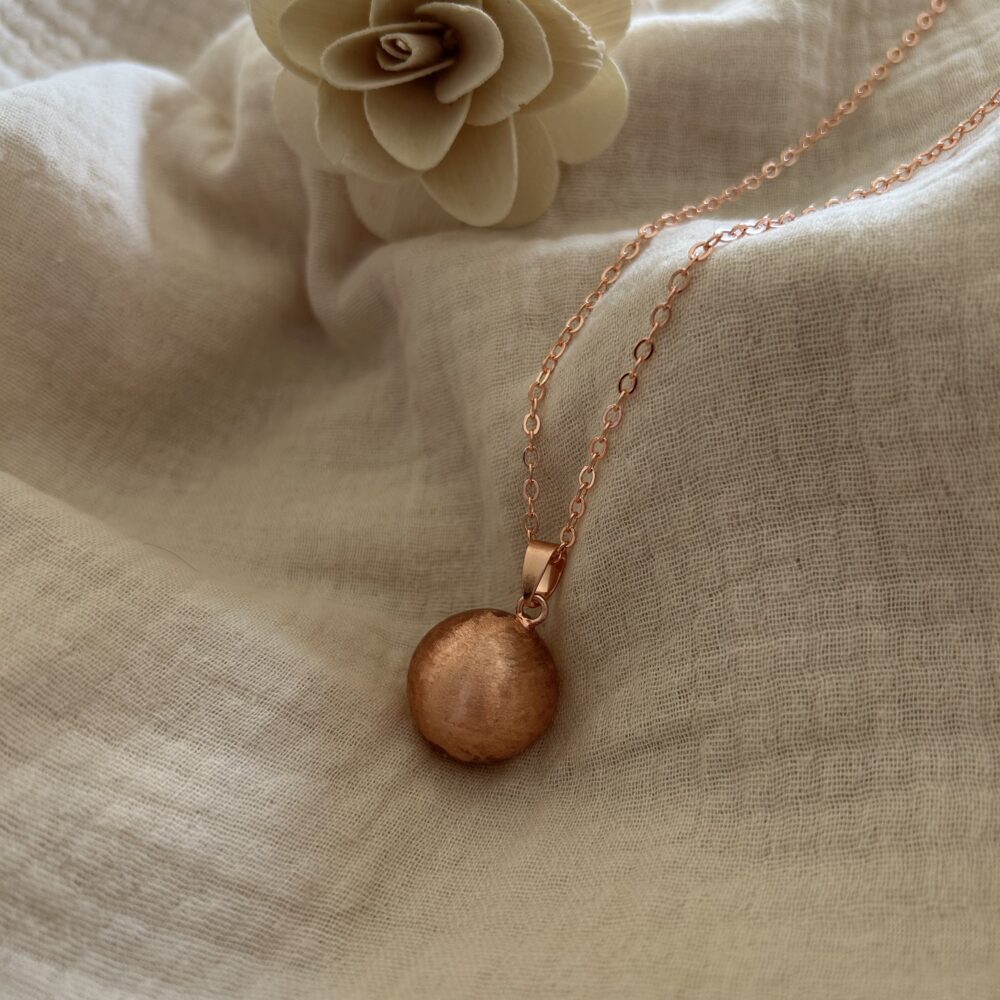 bola de grossesse en or rose mat