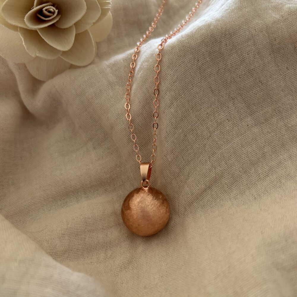 bola de grossesse en or rose mat