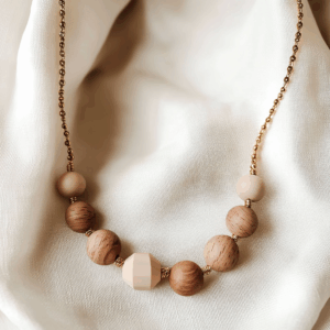 collar de lactancia y porteo