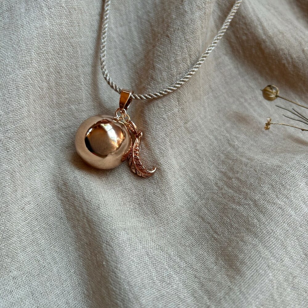 Chiama angeli Elya in oro rosa con cordoncino d'oro - immagine 2
