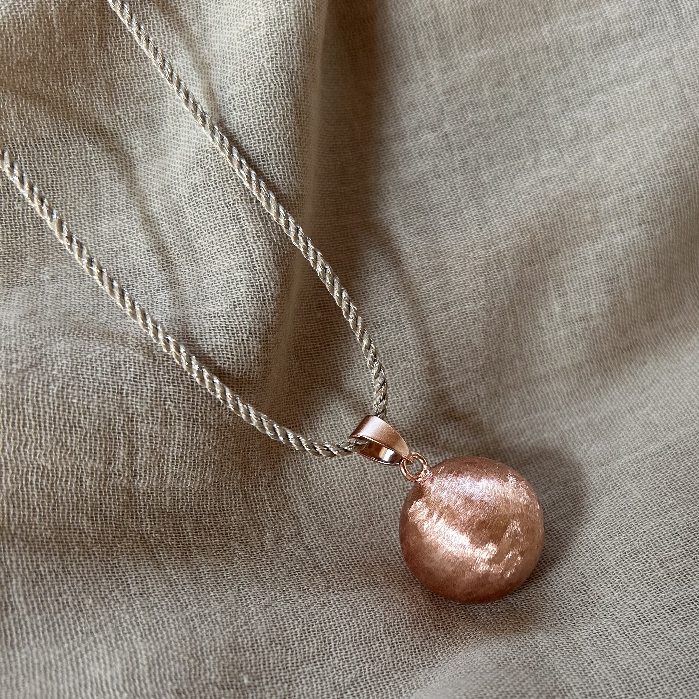 bola de grossesse en or rose