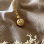 Bola de grossesse or Isolina