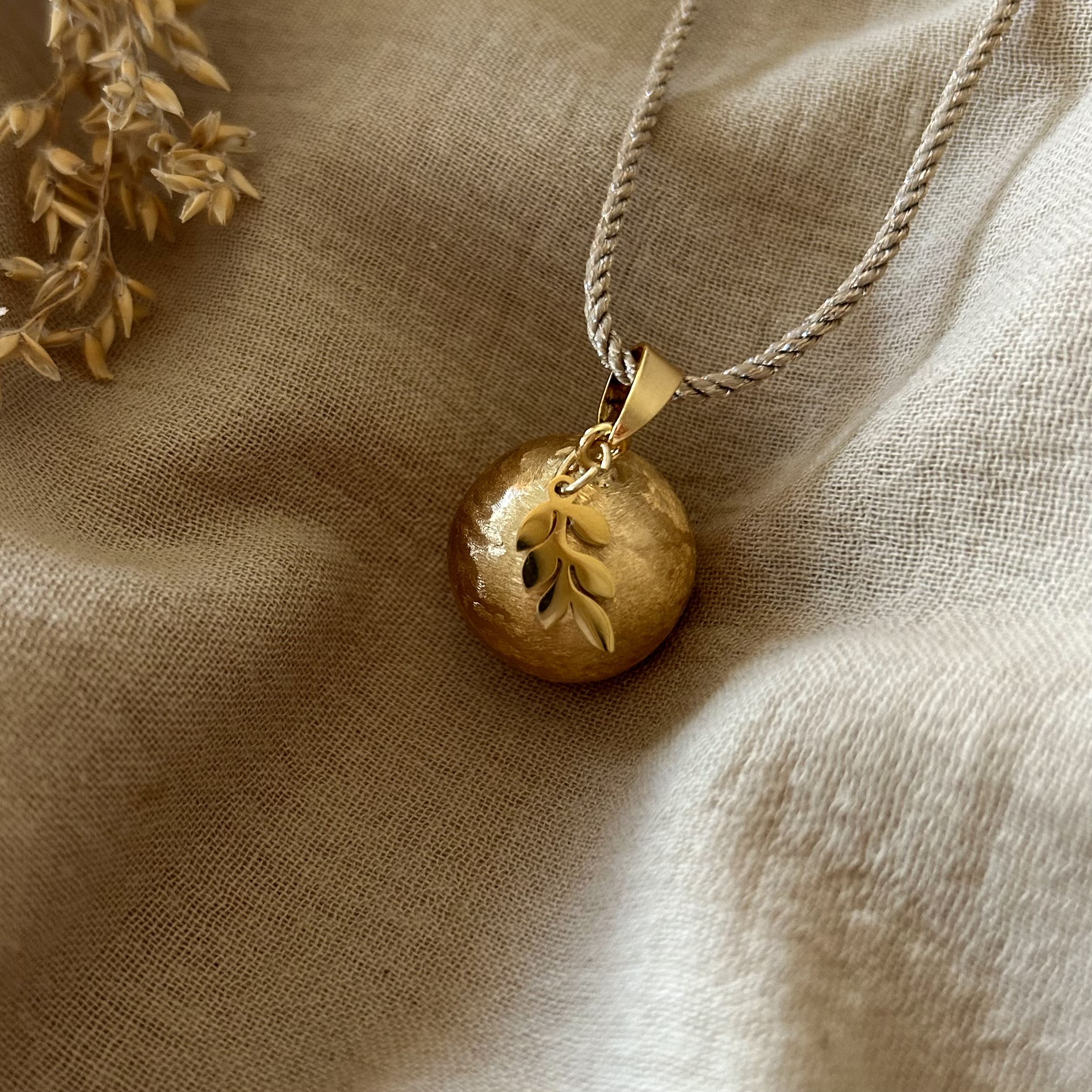 Bola de grossesse or Emmy cordon – Image 2